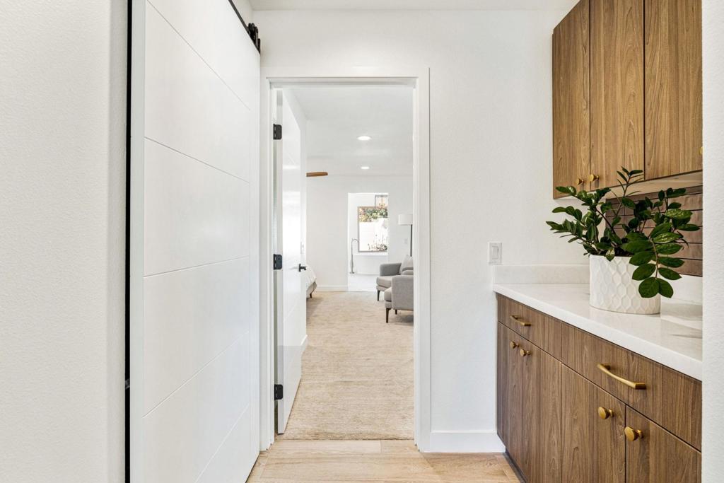 45654 Verba Santa Drive