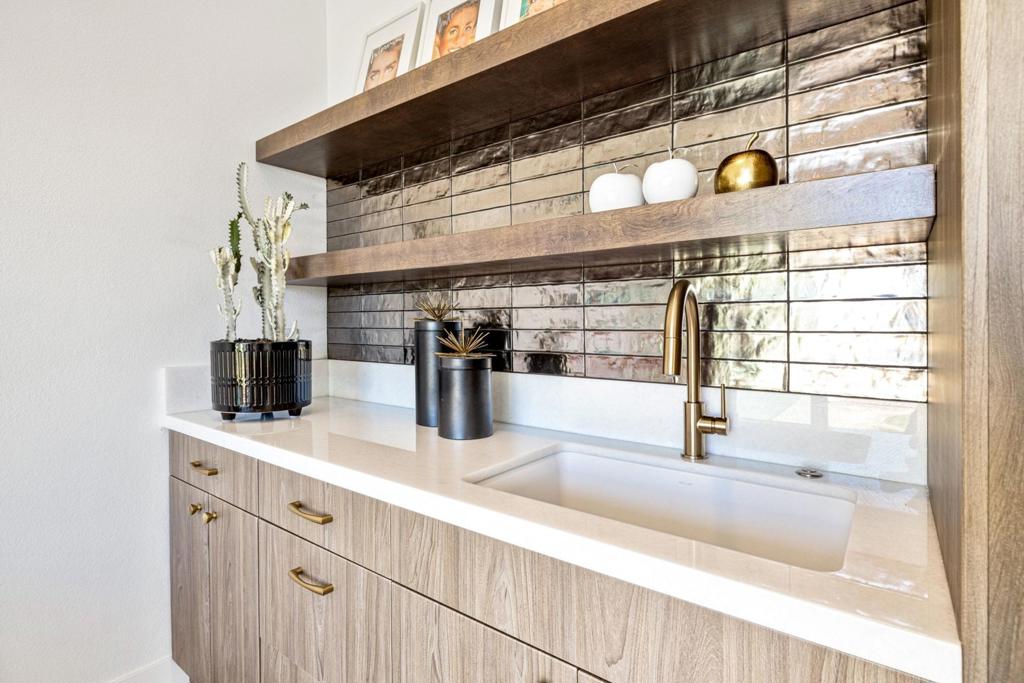 45654 Verba Santa Drive