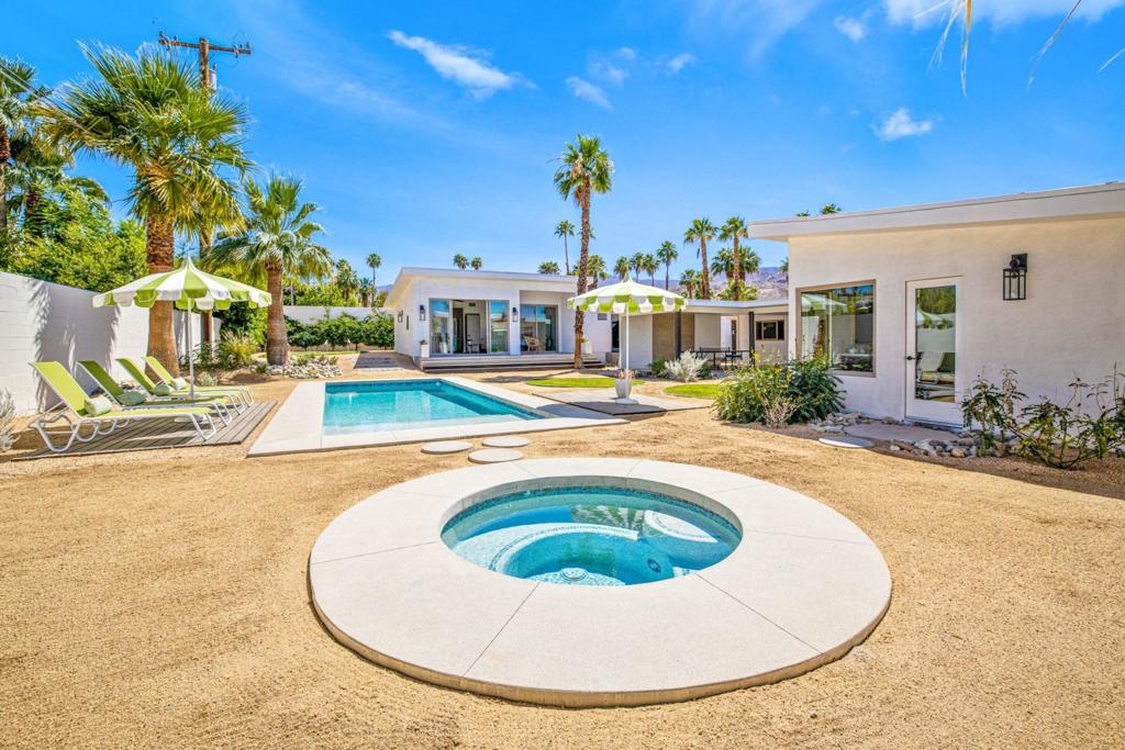 45654 Verba Santa Drive