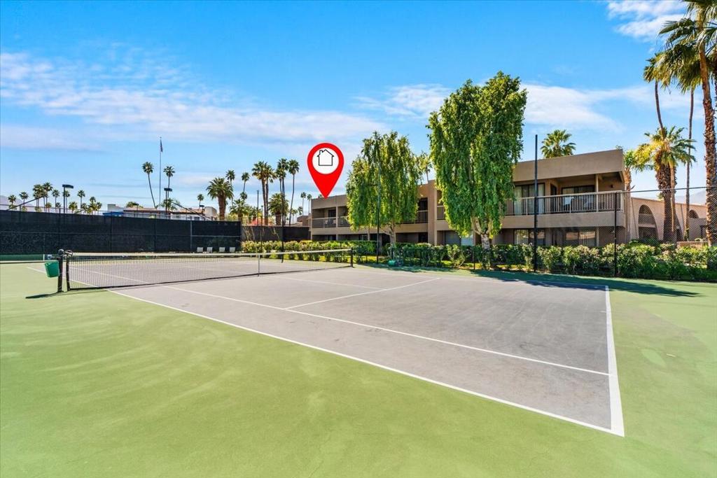 45720 Club Circle Drive 285