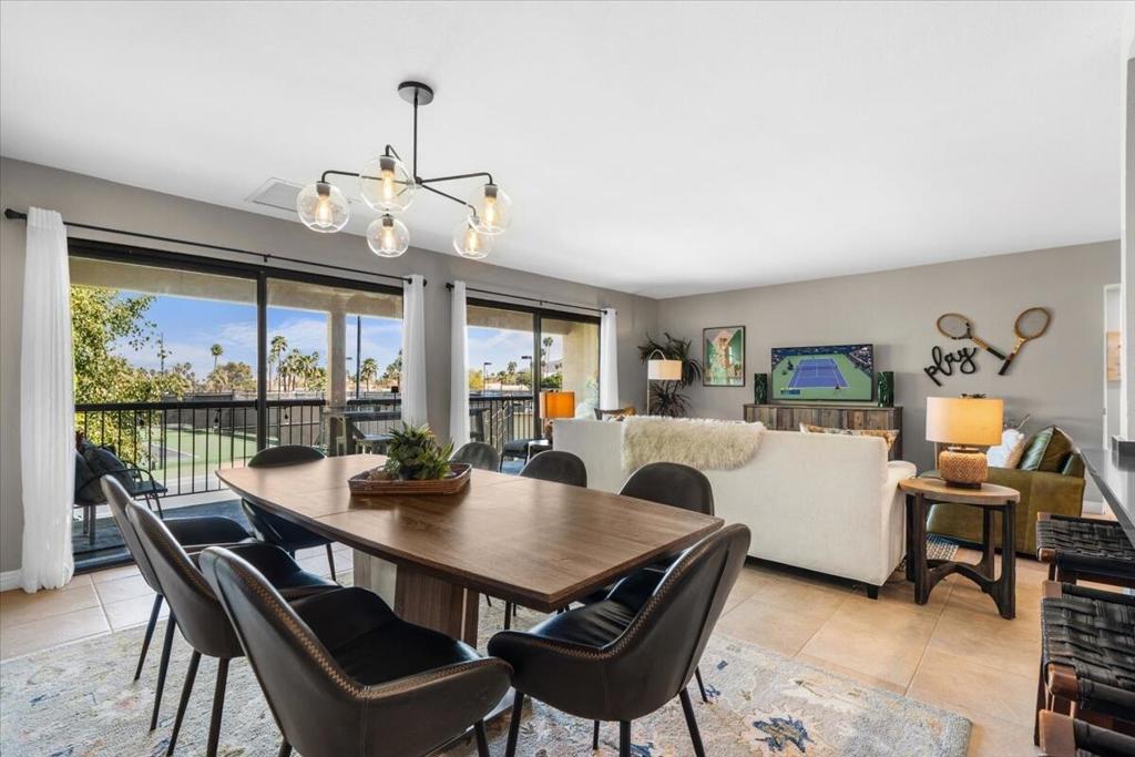 45720 Club Circle Drive 285