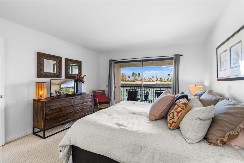 45720 Club Circle Drive 285