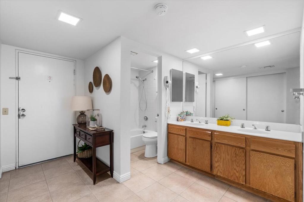 45720 Club Circle Drive 285