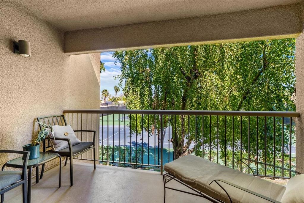 45720 Club Circle Drive 285