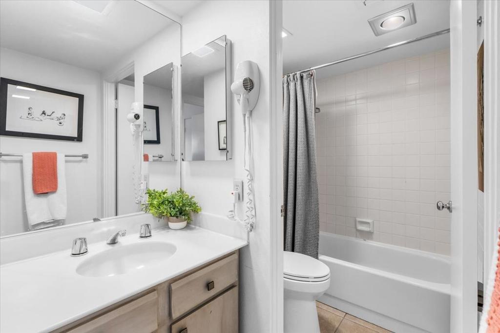 45720 Club Circle Drive 285