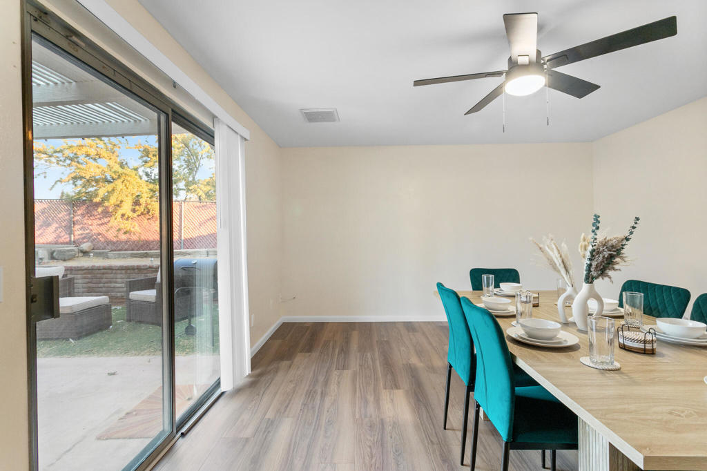 7607 Lucerne Vista Avenue