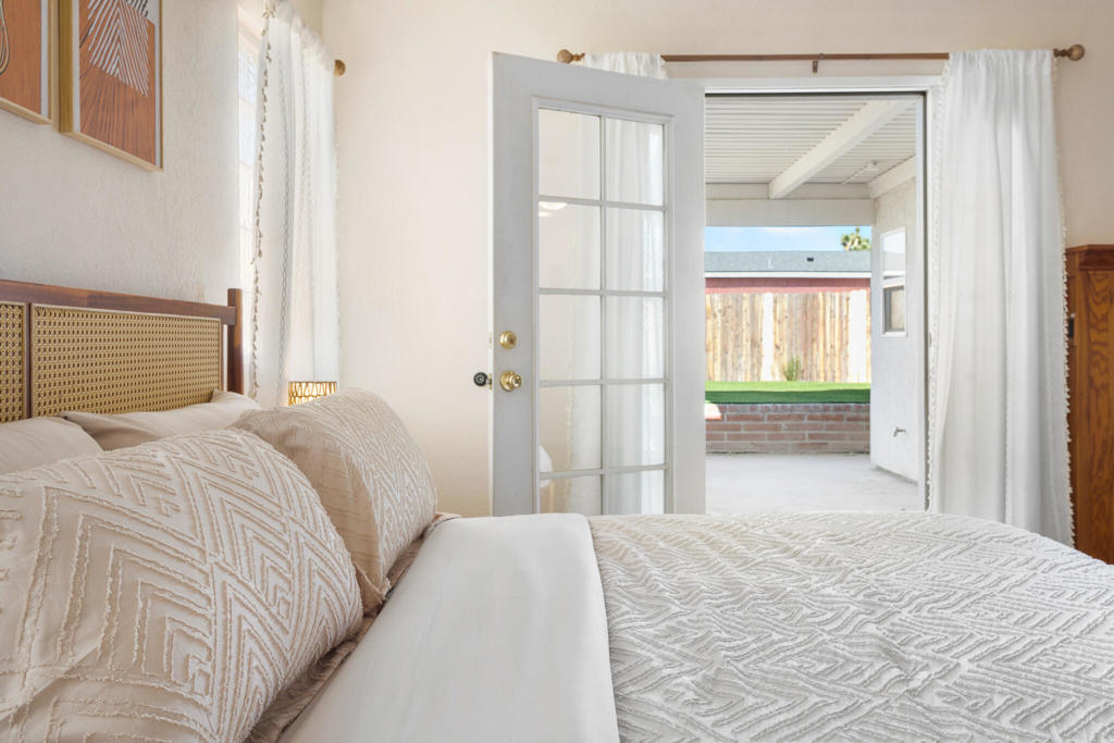 7607 Lucerne Vista Avenue