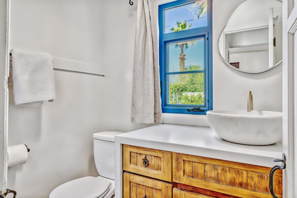 52862 Eisenhower Drive