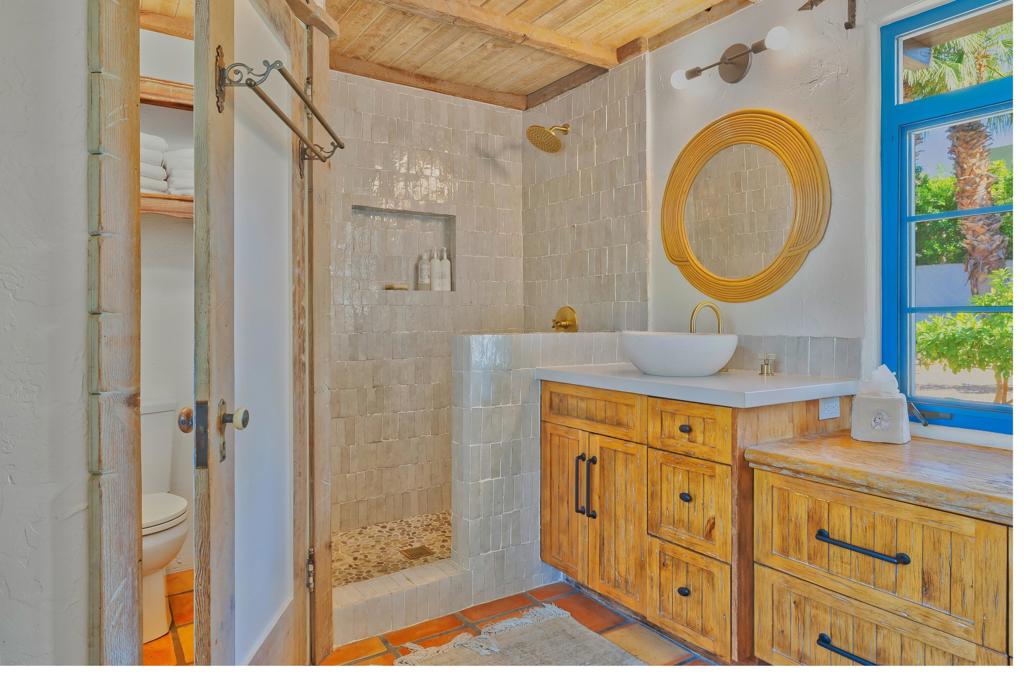 52862 Eisenhower Drive