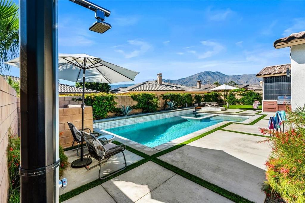 81831 Camino San Juan