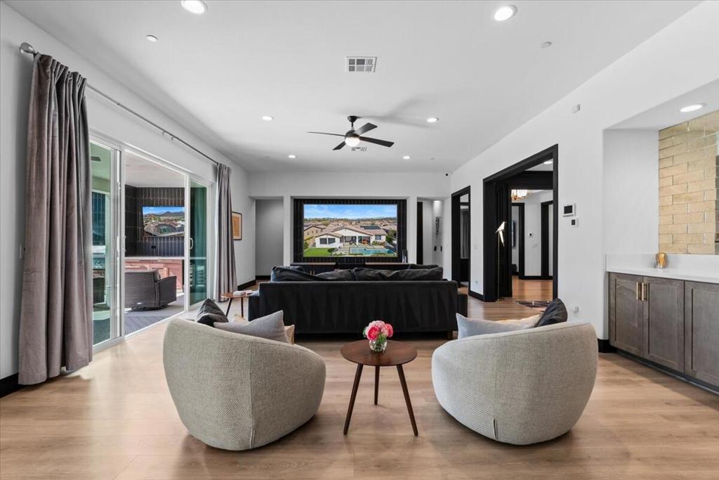 81831 Camino San Juan