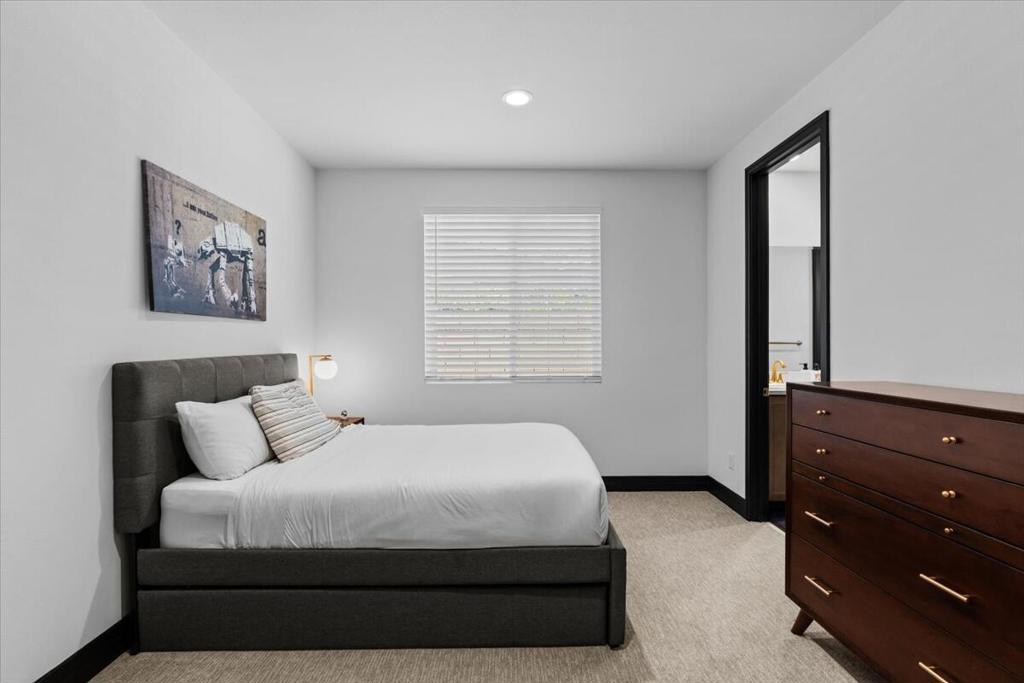 81831 Camino San Juan