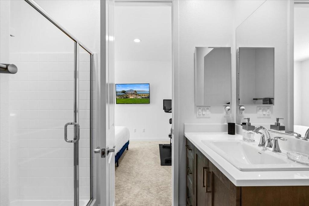 81831 Camino San Juan