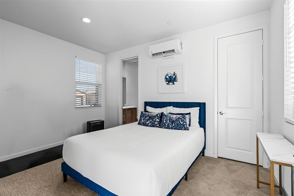 81831 Camino San Juan