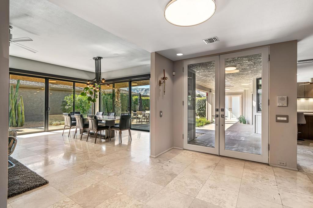 8 Dartmouth Drive