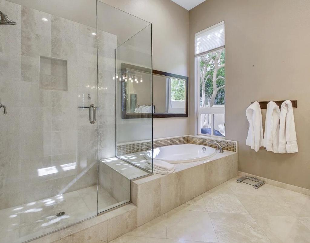 81045 Golf View Drive