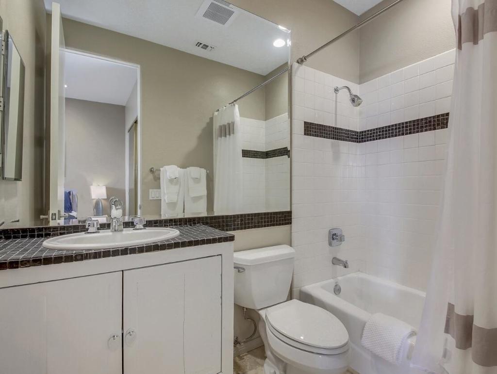 81045 Golf View Drive