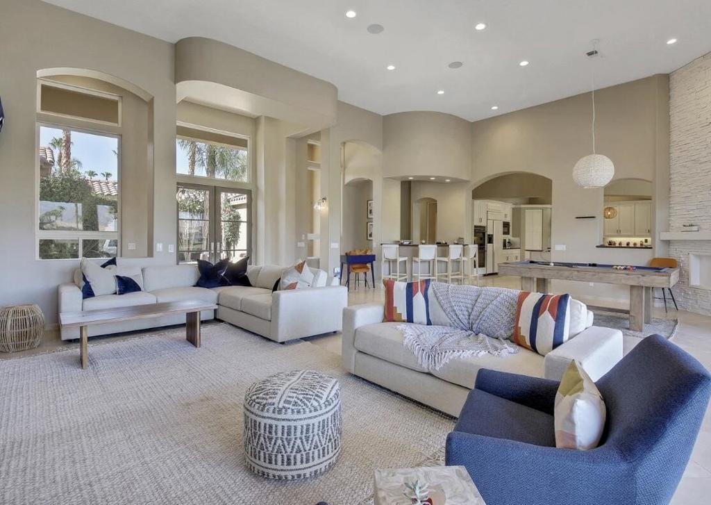 81045 Golf View Drive