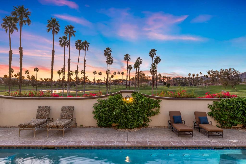 345 Crest Lake Drive