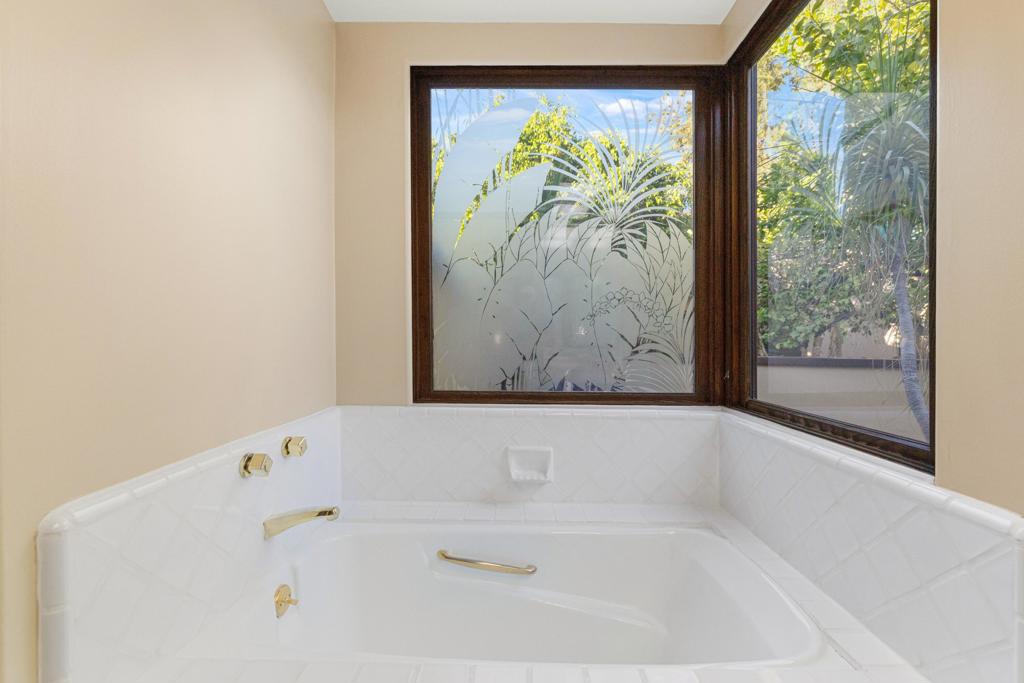 345 Crest Lake Drive