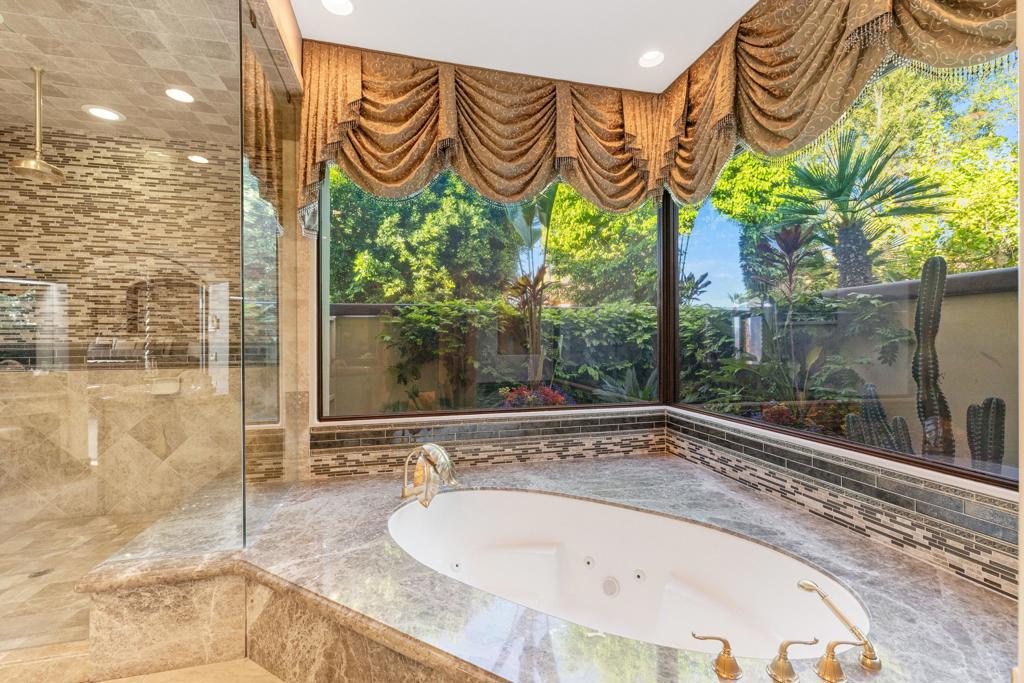 345 Crest Lake Drive