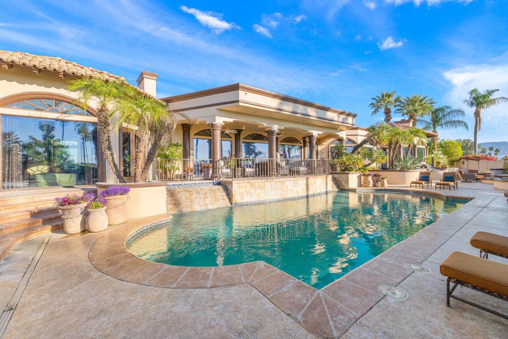 345 Crest Lake Drive