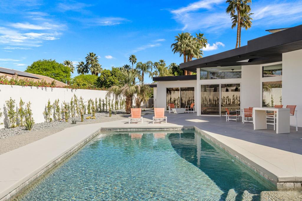 45989 Vista Dorado Drive