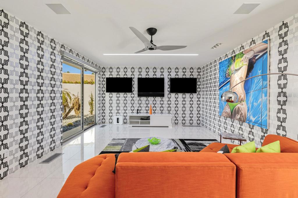 45989 Vista Dorado Drive