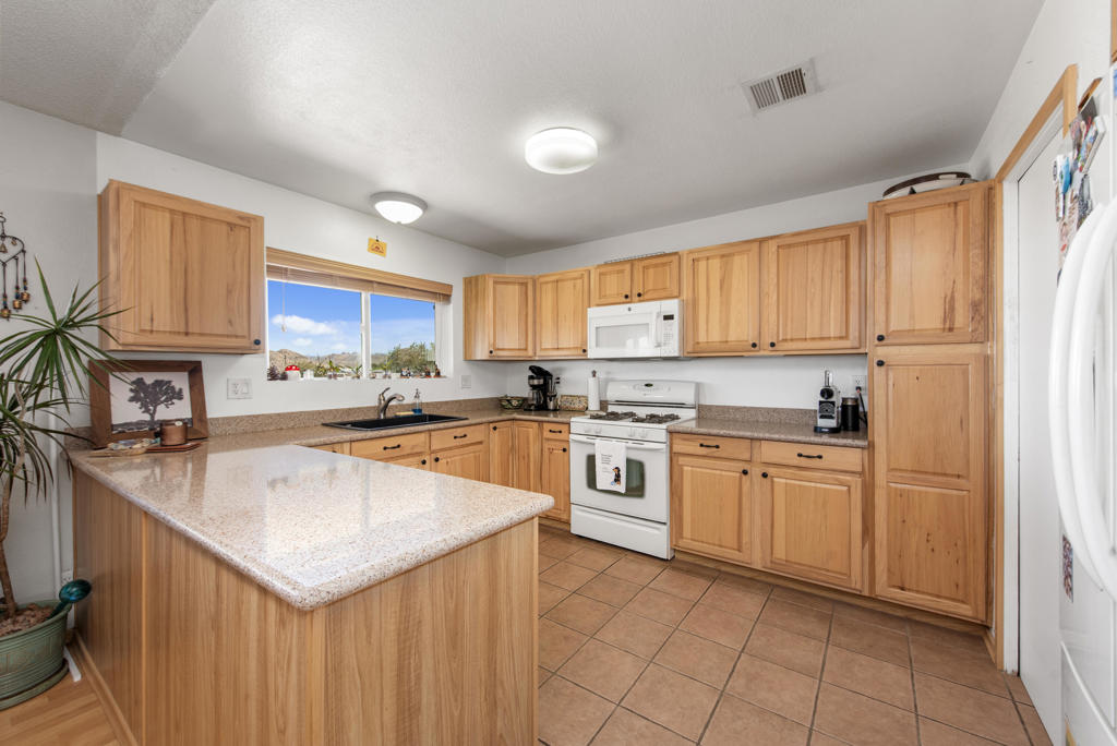 6773 San Angelo Avenue