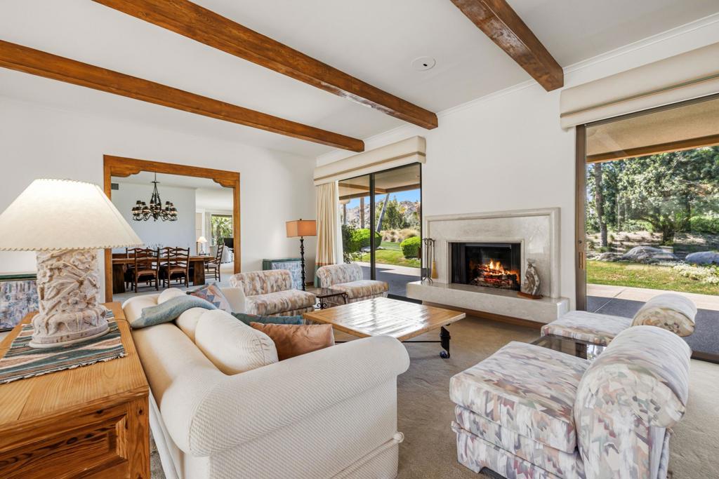 75890 Topaz Lane