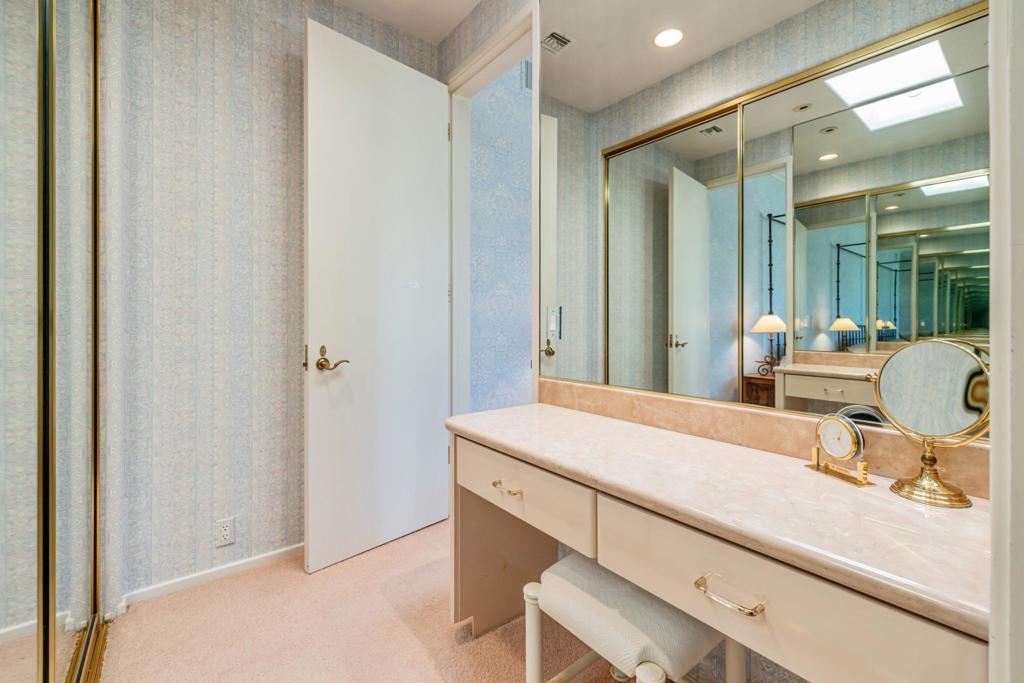 75890 Topaz Lane
