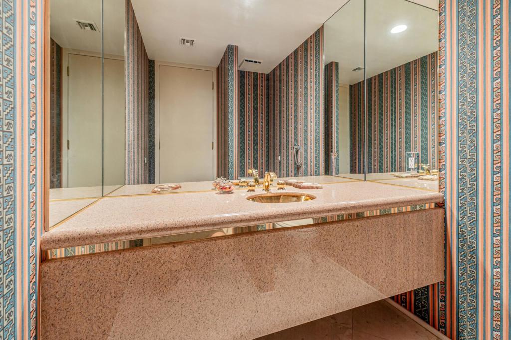 75890 Topaz Lane