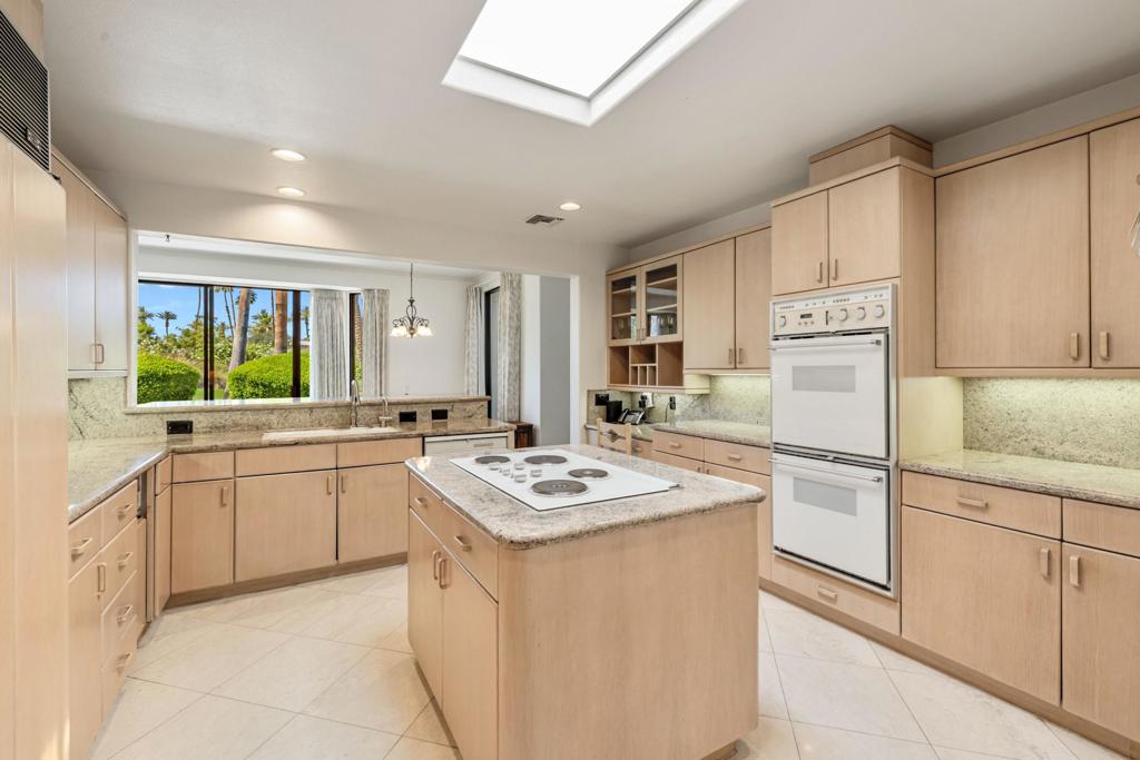 75890 Topaz Lane