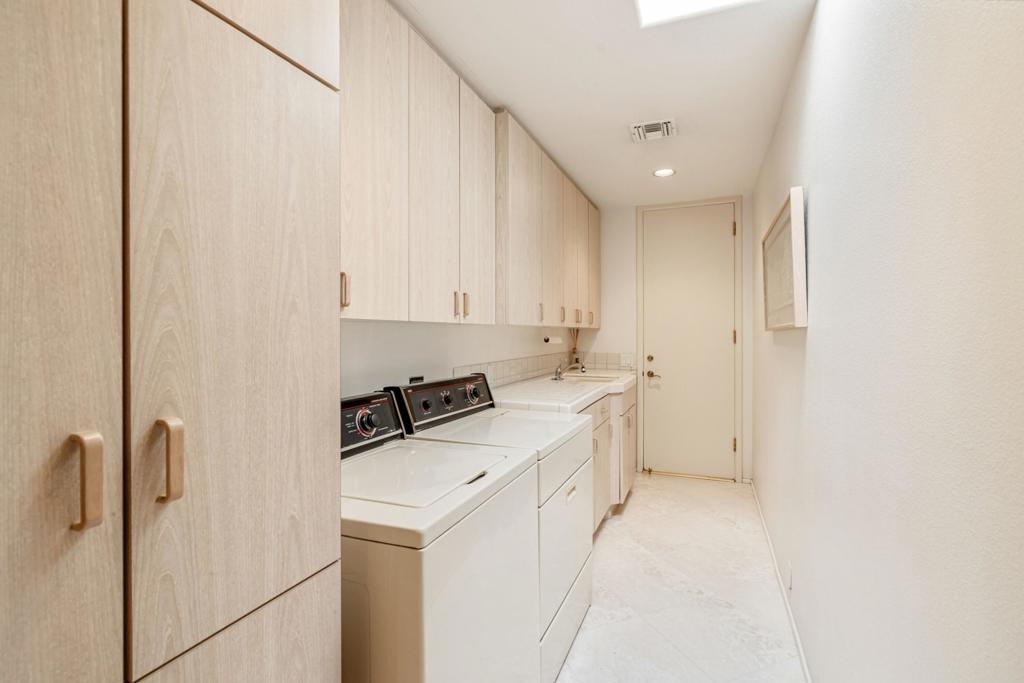75890 Topaz Lane