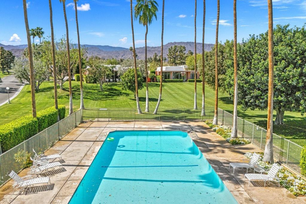 73597 Minzah Way