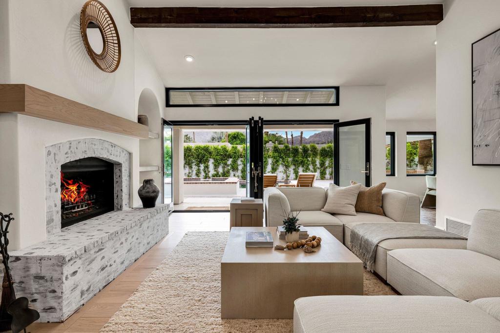 48721 San Vicente Street