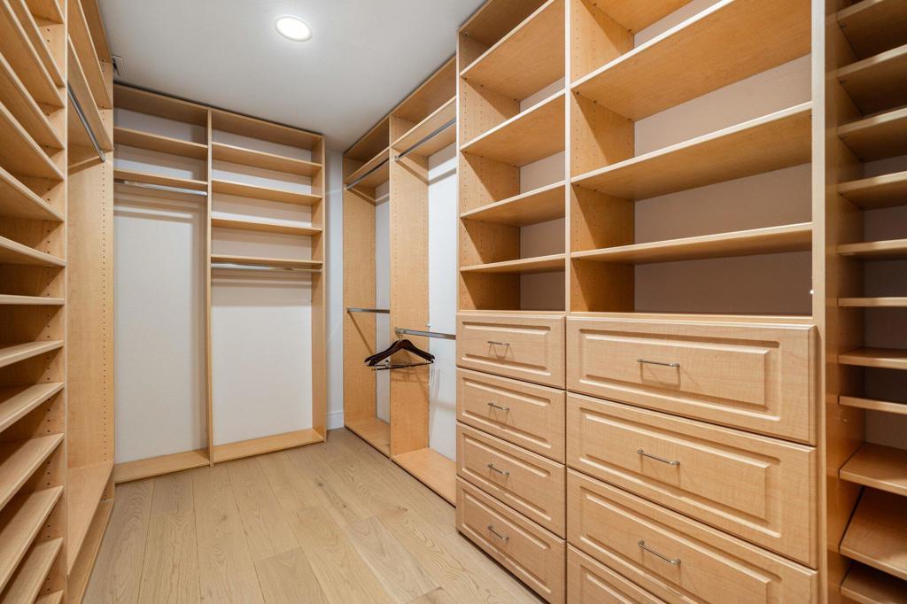 48721 San Vicente Street