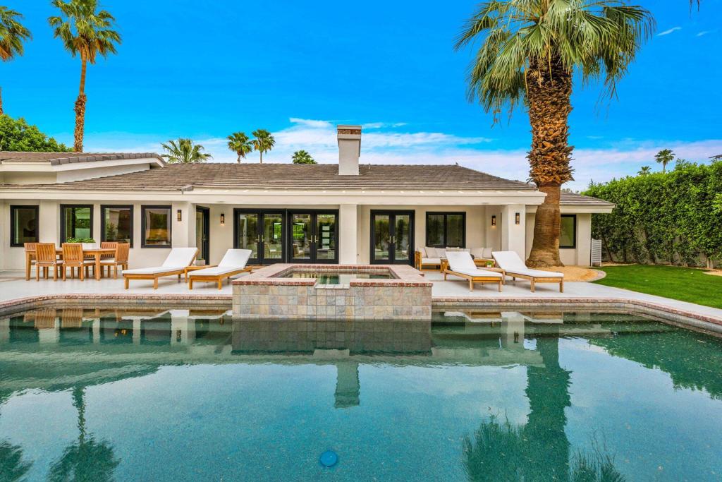 48721 San Vicente Street