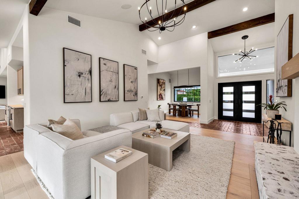 48721 San Vicente Street