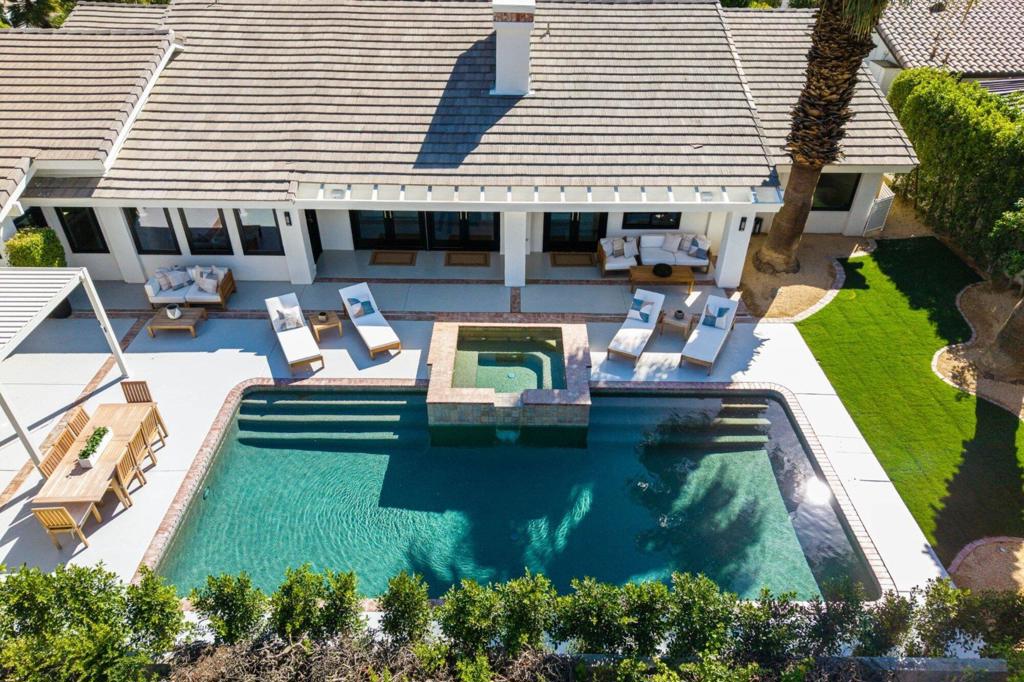 48721 San Vicente Street