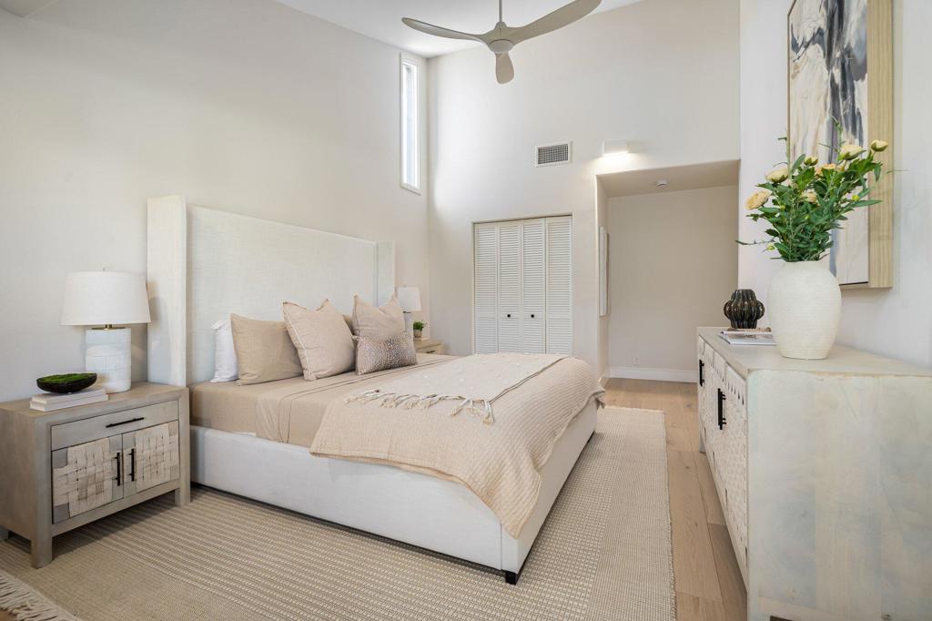 48721 San Vicente Street