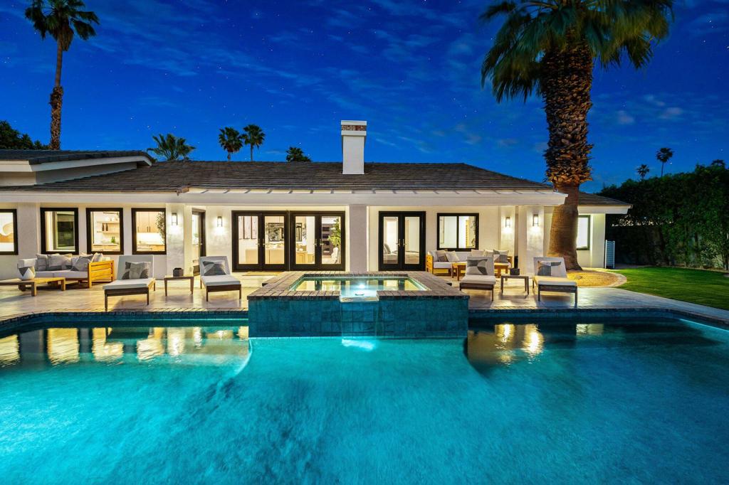 48721 San Vicente Street