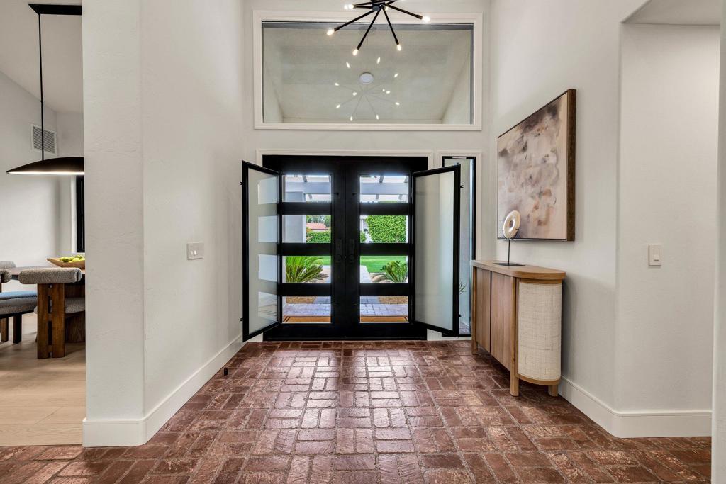 48721 San Vicente Street