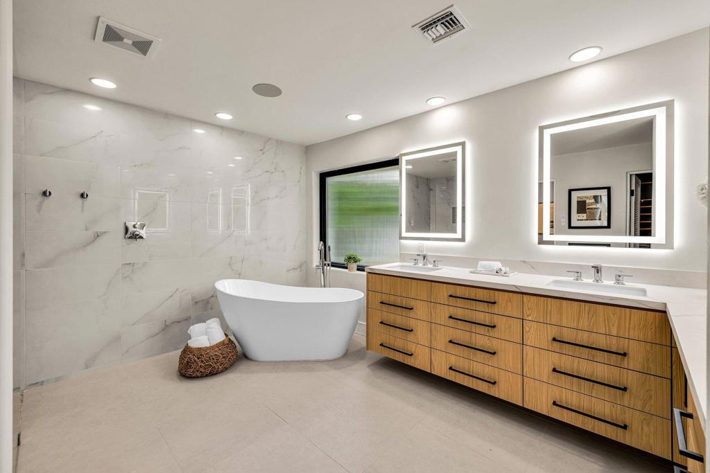 48721 San Vicente Street