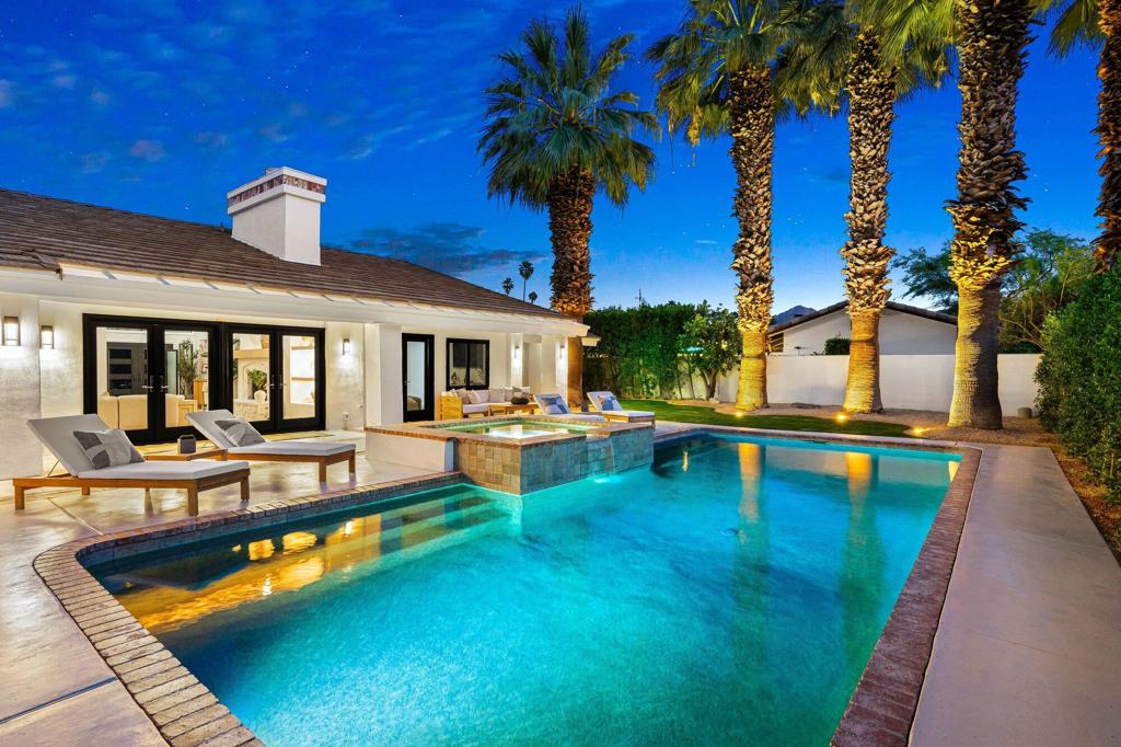 48721 San Vicente Street