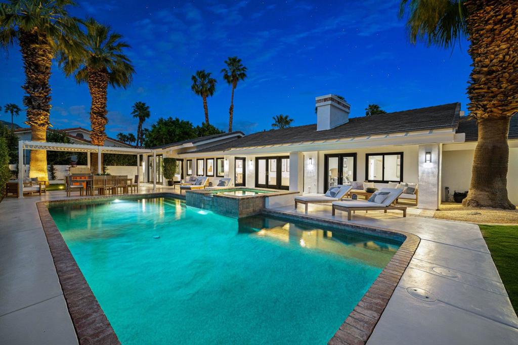 48721 San Vicente Street