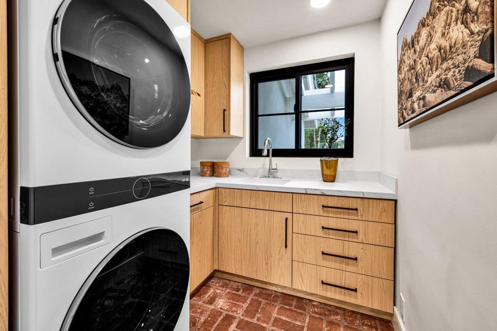 48721 San Vicente Street