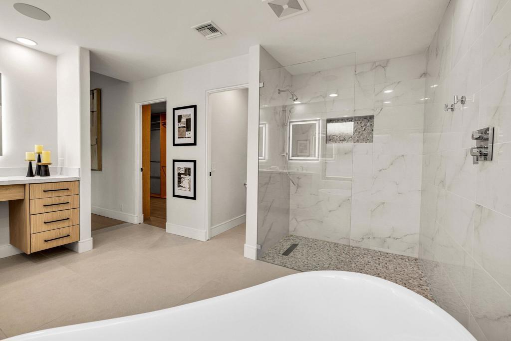 48721 San Vicente Street