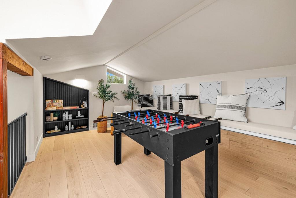 48721 San Vicente Street