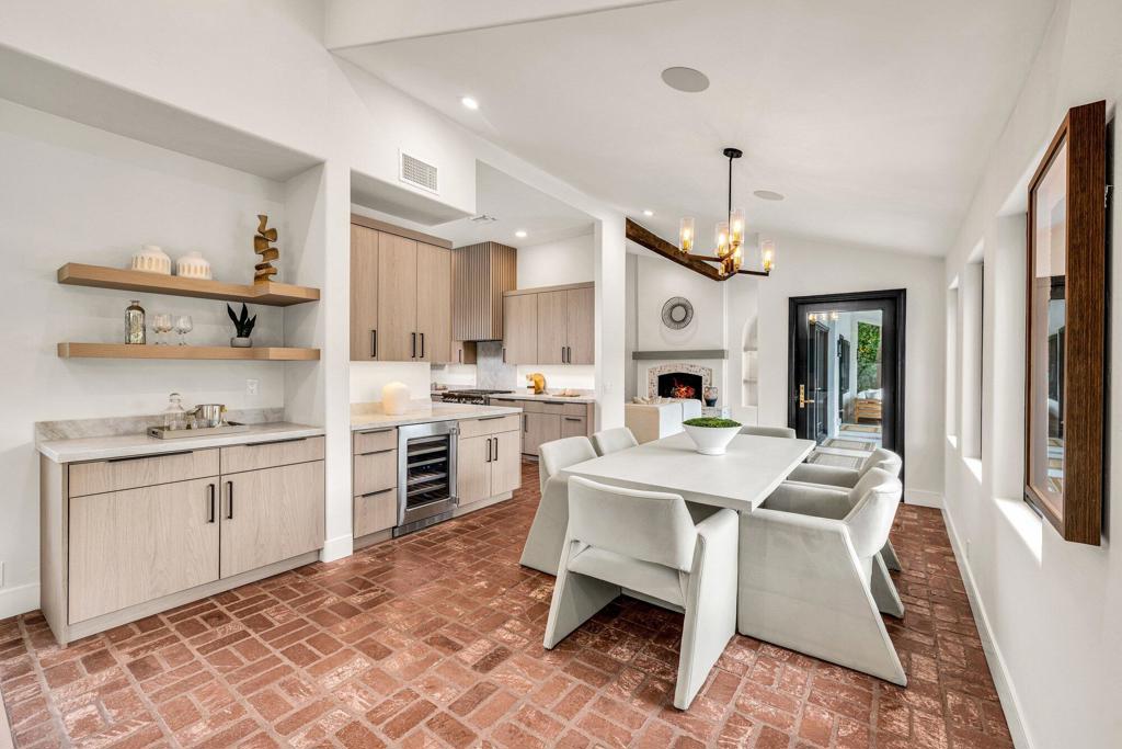 48721 San Vicente Street